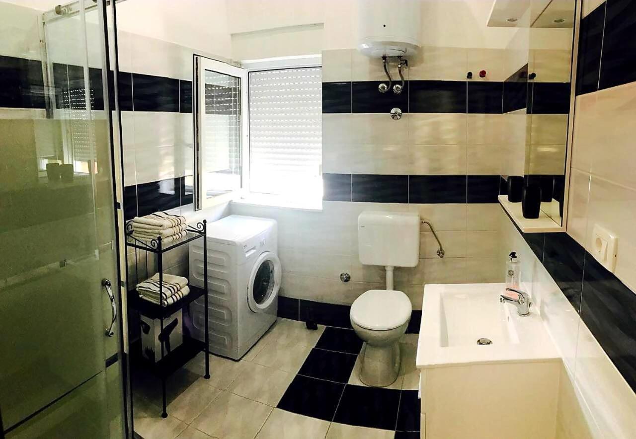 Apartmani Maki Omiš Extérieur photo